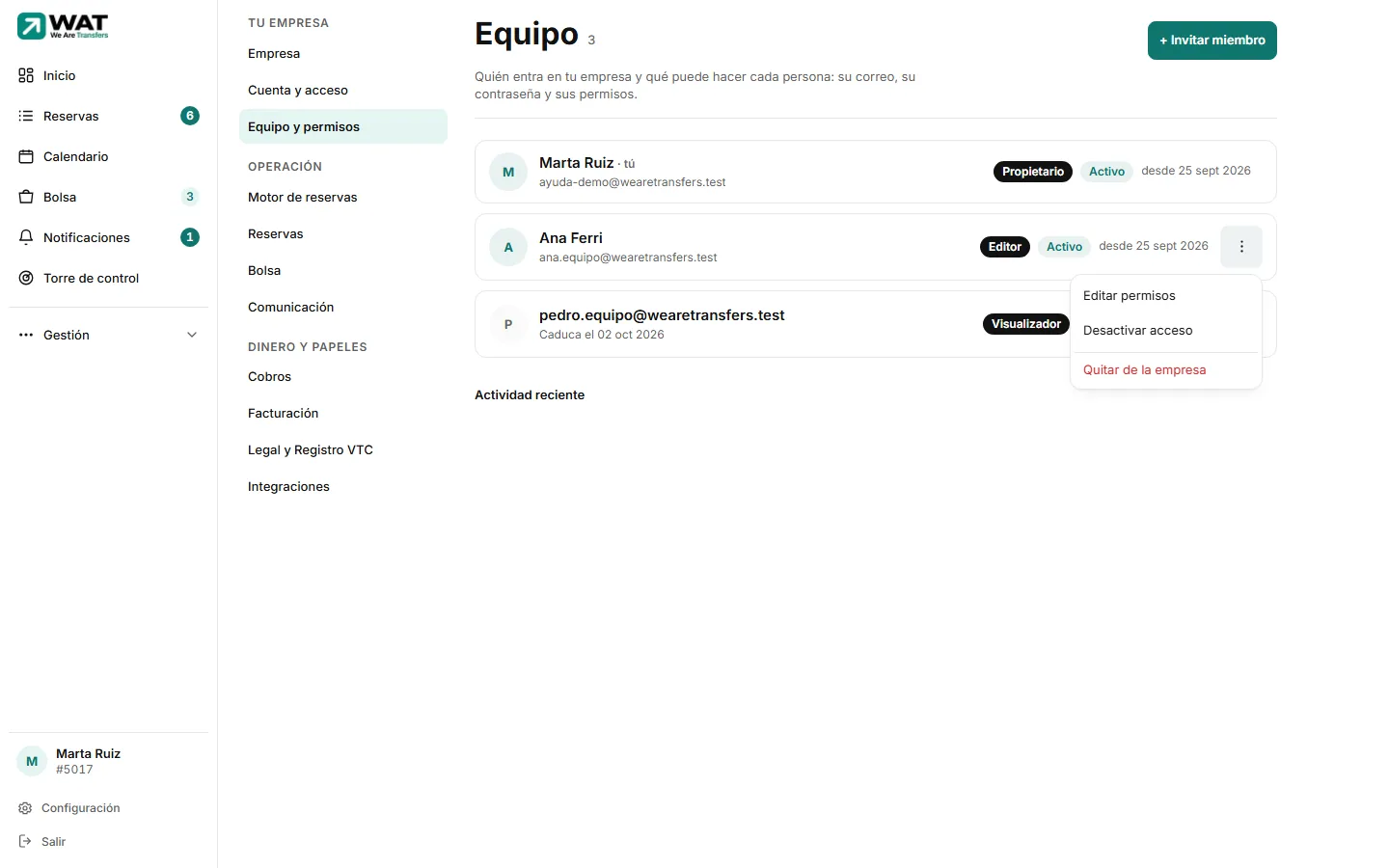 Menú ⋯ de un miembro del equipo abierto con «Editar permisos», «Desactivar acceso» y «Quitar de la empresa».